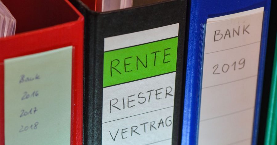 Eine Verbraucherallianz fordert das Ende der bisherigen Riester-Rente und einen Neustart der Finanzhilfe nach der Bundestagswahl.