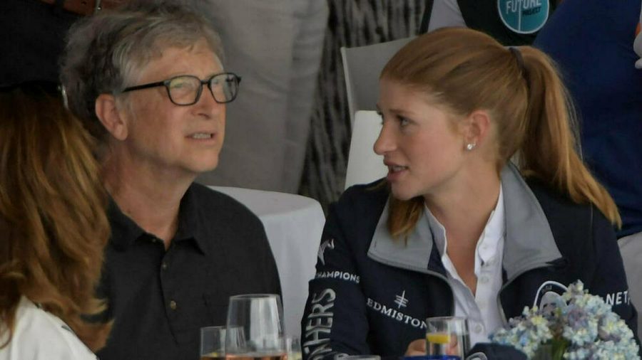 Jennifer Gates mit ihrem Vater Bill Gates bei einem Reitturnier im April 2019. (jom/spot)