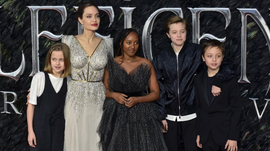 Angelina Jolie über ihre Dating-Liste und ihre äußerst fähigen Kinder