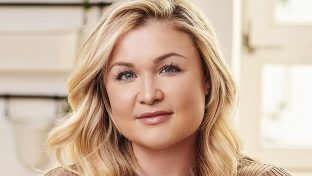 Sophia Thiel Autorenfoto in ihrem Buch „Come back stronger“