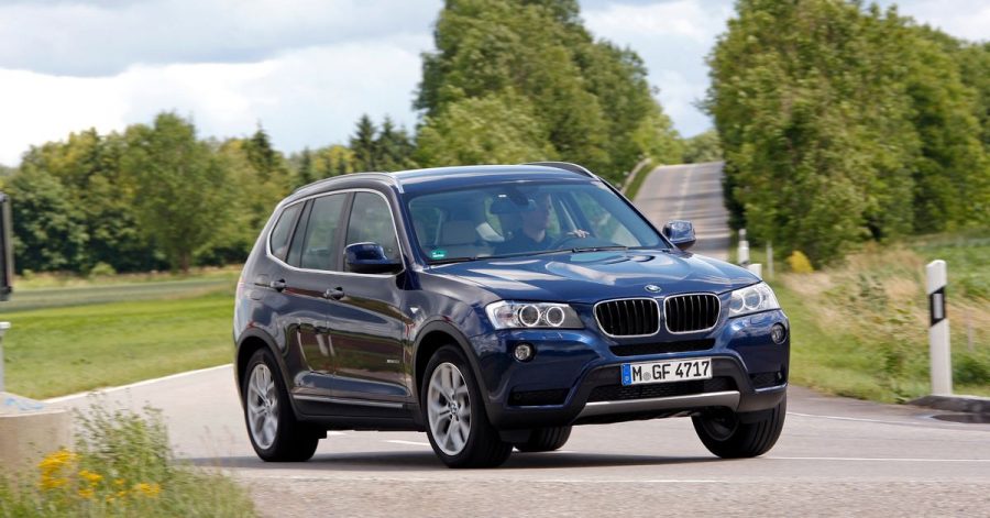 Kriegt die Kurve: Laut Tüv-Experten zählt der BMW X3 zu den «empfehlenswerten» Kompakt-SUVs. Doch auch sie notieren ein paar Kritikpunkte.