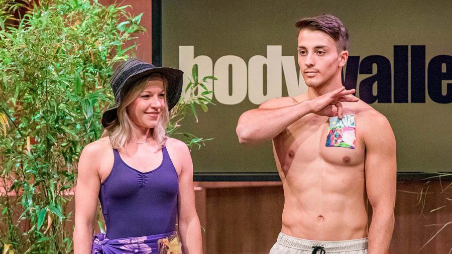 Bodywallet: Wertsachen festgeklebt und ab ins Wasser
