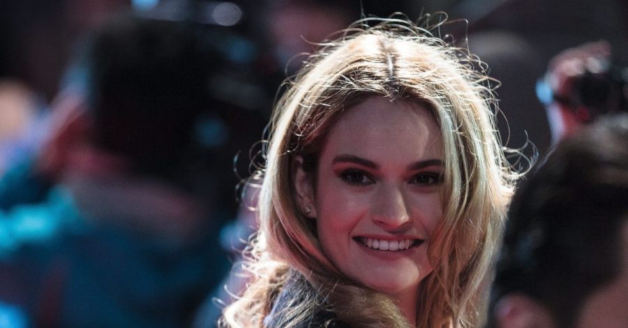 Schasupielerin Lily James bei der Premiere von «Cinderella» 2015 in Tokio.