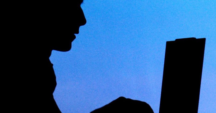 Weniger als die Hälfte der 15-Jährigen in Deutschland kann nach OECD-Angaben in Texten Fakten von Meinungen unterscheiden.