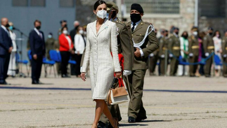 Königin Letizia bei ihrem jüngsten Auftritt im Tweed-Kleid. (jom/spot)