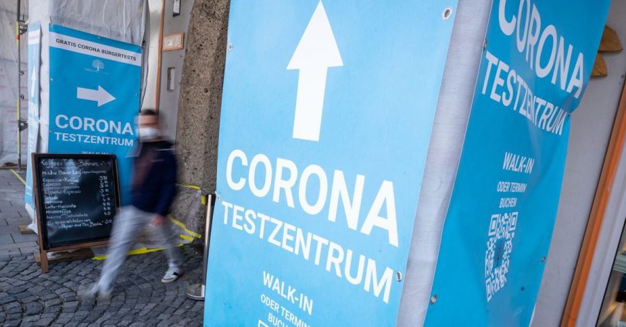 Die Sieben-Tage-Inzidenz in der Corona-Pandemie sinkt weiter.