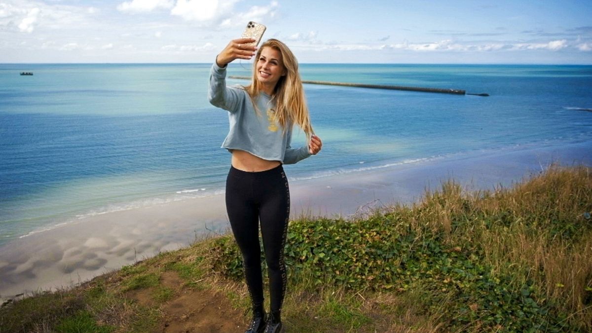 "Die Macht von Social Media": Wie Influencer unser Leben verändern