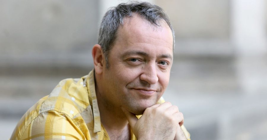 Der Musiker und Kabarettist Rainald Grebe. Er hat öffentlich über seine schwere Krankheit gesprochen.