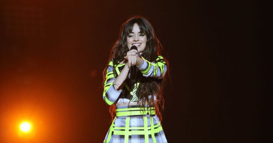 Sängerin Camila Cabello, hier während eines Auftritts 2020, spielt im Filmmusical «Cinderella» mit.