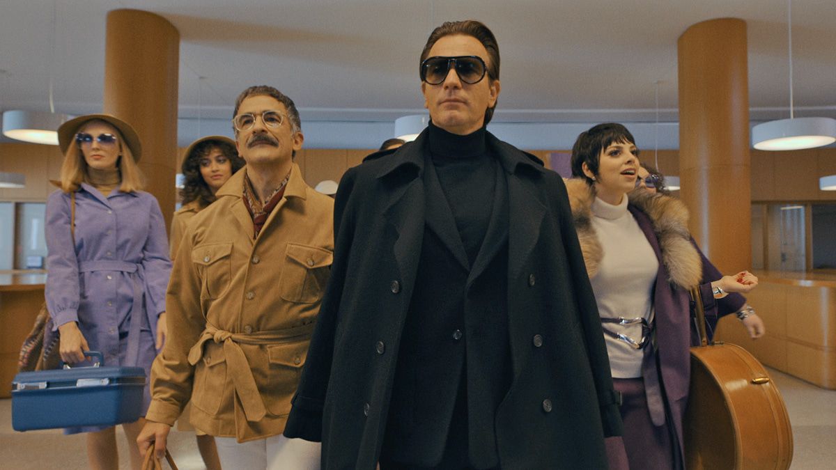 Ewan McGregor ist der Star im neuen Netflix-Hit "Halston"