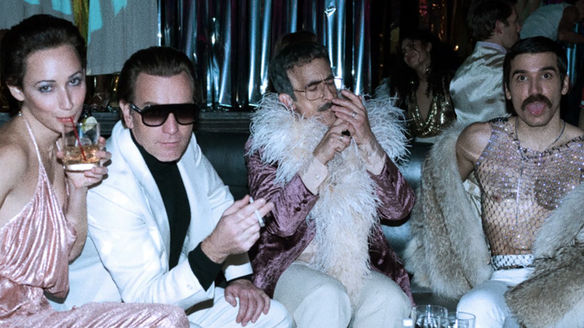 Ewan McGregor ist der Star im neuen Netflix-Hit "Halston"