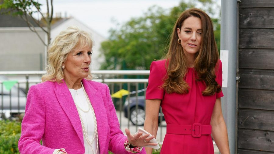 First Lady Jill Biden (l.) und Herzogin Kate bei ihrem ersten Treffen (wue/spot)