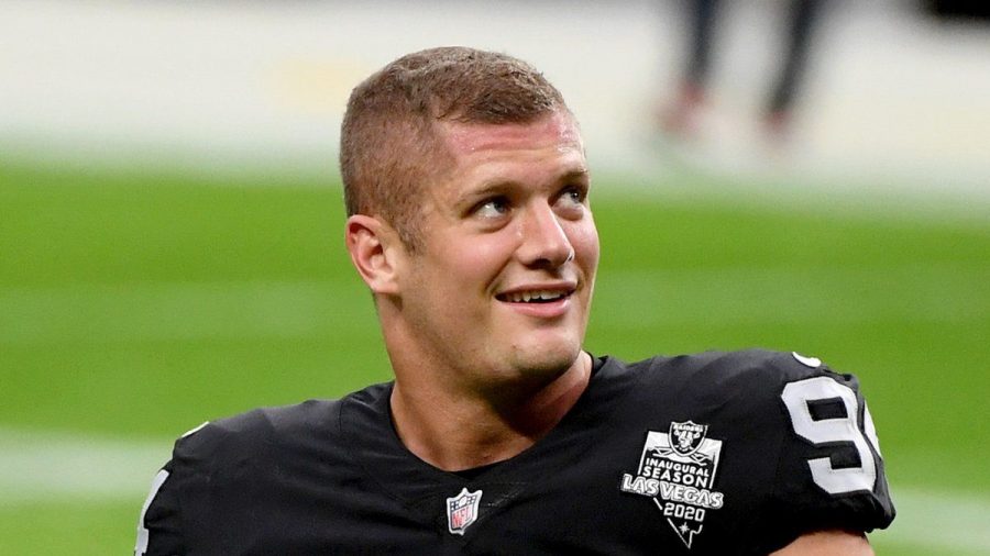 Las-Vegas-Raiders-Star Carl Nassib in einem Spiel (hub/spot)