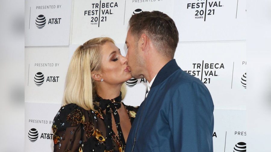 Paris Hilton und ihr Verlobter Carter Reum beim Tribeca Film Festival in New York, 2021. (aha/spot)
