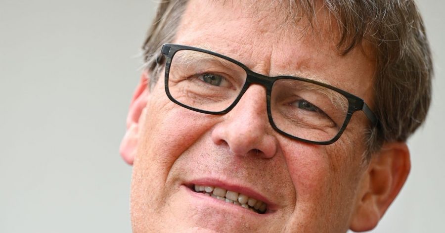Thomas Fuhrmann, Sportchef des ZDF, am Rande der Präsentation der "sportstudio-Arena" auf dem ZDF-Gelände in Mainz-Lerchenberg.