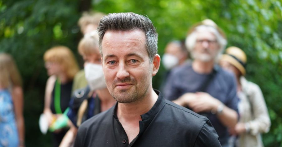 Regisseur Christian Schwochow kommt zur Premiere des Films "Je suis Karl".