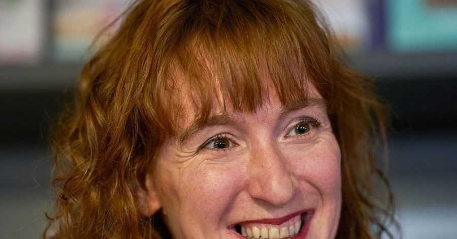 Die Schriftstellerin Nora Bossong.