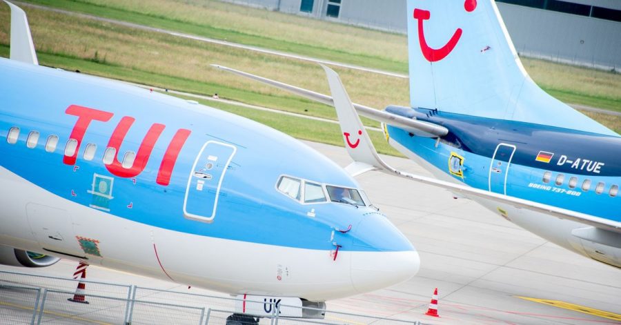Fallende Inzidenzen und weniger Reise-Einschränungen bringen die Buchungen bei TUI in Schwung. Zudem rechnet der Konzern damit, dass in der Krise ausgefallene Urlaube nachgeholt werden.