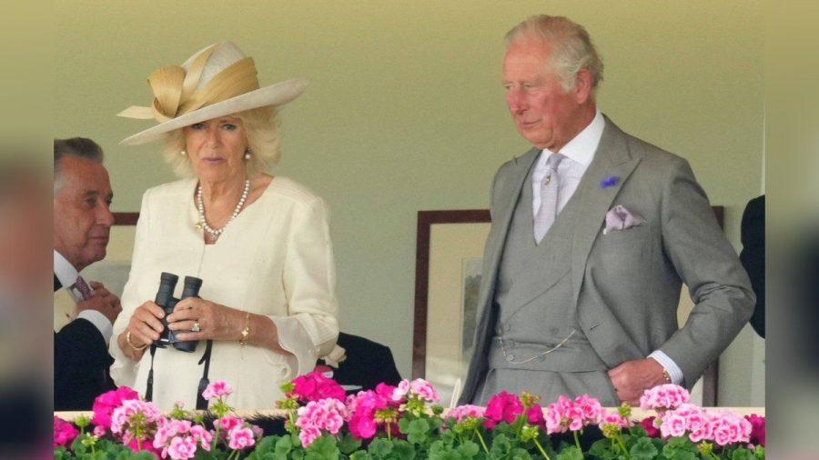 Ohne Namensschild: Prinz Charles und Herzogin Camilla am zweiten Tag von Royal Ascot 2021. (ncz/spot)