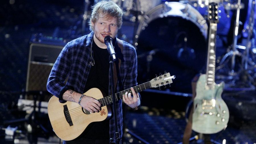 Ed Sheeran macht die Musikwelt bald wieder solo unsicher. (rto/spot)