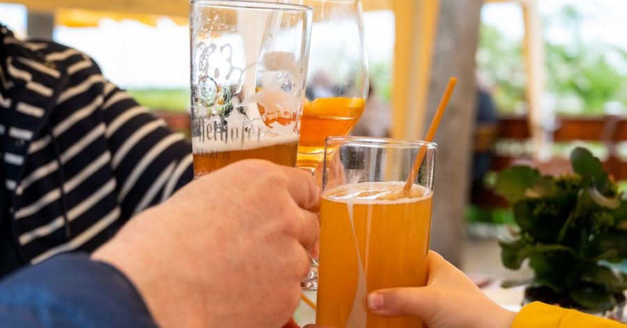 Endlich wieder Leute treffen und anstoßen!