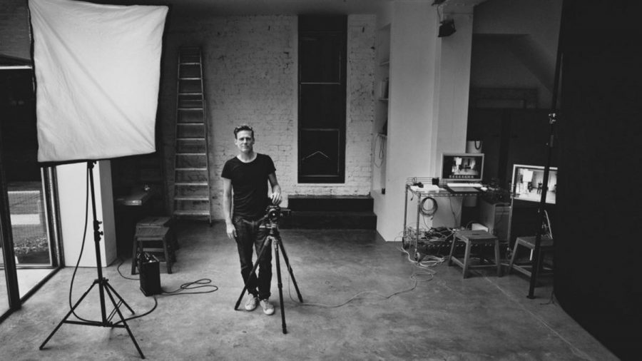 Bryan Adams fotografiert jetzt für Pirelli (mia/spot)