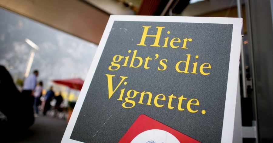 Zum Themendienst-Bericht vom 22. Juni 2021: Nur mit gültiger Mautvignette dürfen Fahrzeuge in Österreich auf Autobahnen und Schnellstraßen unterwegs sein.