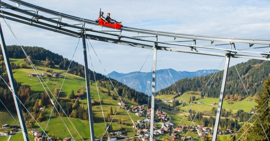 Das Familienerlebnis Drachental Wildschönau bietet eine rasante Sommerrodelbahn.