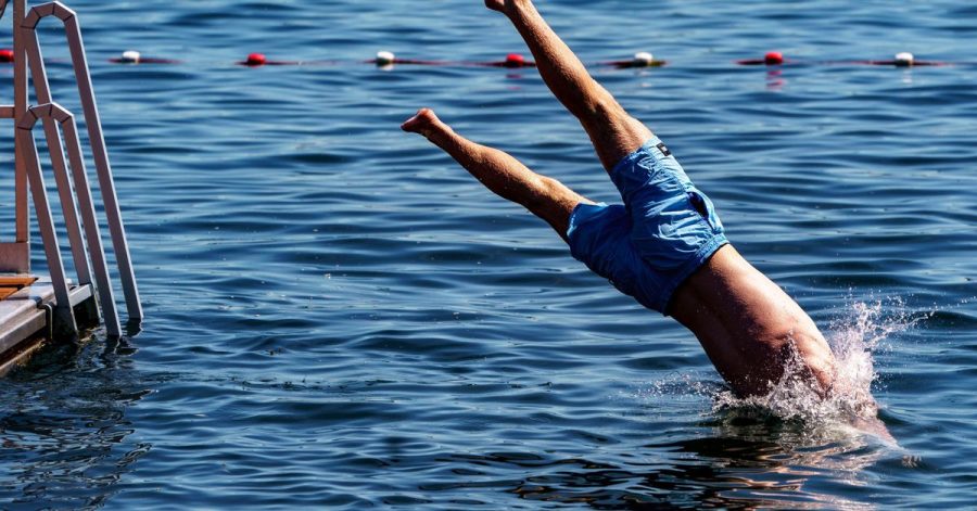 Immer schön frisch bleiben: Der Sommer startet in Deutschland voll durch.