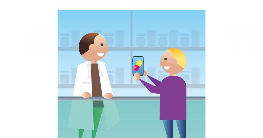 Statt eines rosa Zettels zeigen Nutzer des E-Rezepts in der Apotheke die Verordnung des Arztes auf ihrem Smartphone vor.