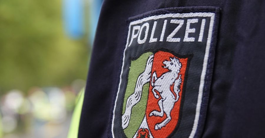 Die Polizei sucht in NRW nach einer Mutter und ihrem Kind - aber nicht nur dort.