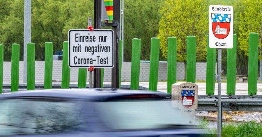 Wer aus Tschechien auf dem Landweg nach Deutschland kommt, muss ab Sonntag keinerlei Einreisebeschränkungen wegen Corona mehr beachten.