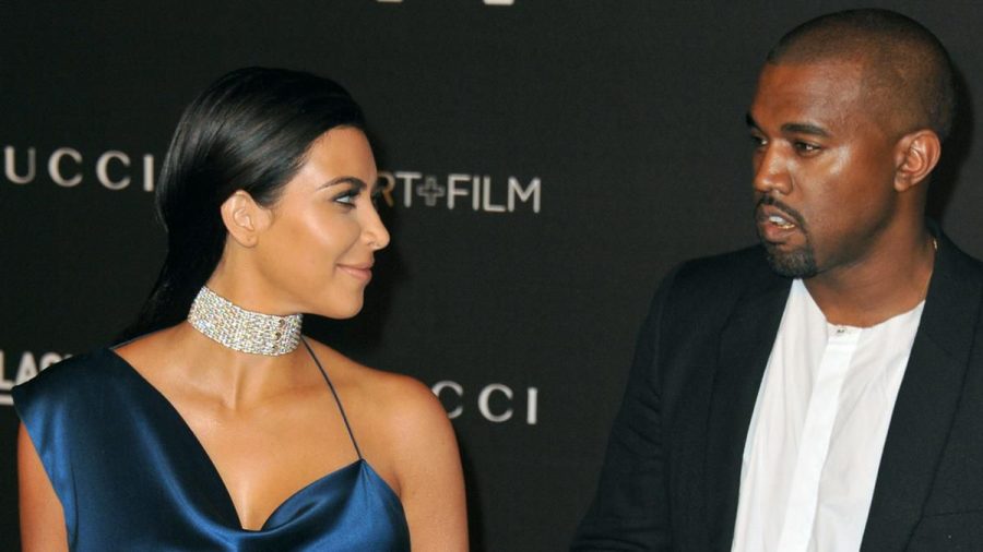 Kim Kardashian und Kanye West 2014 auf dem roten Teppich (mia/spot)