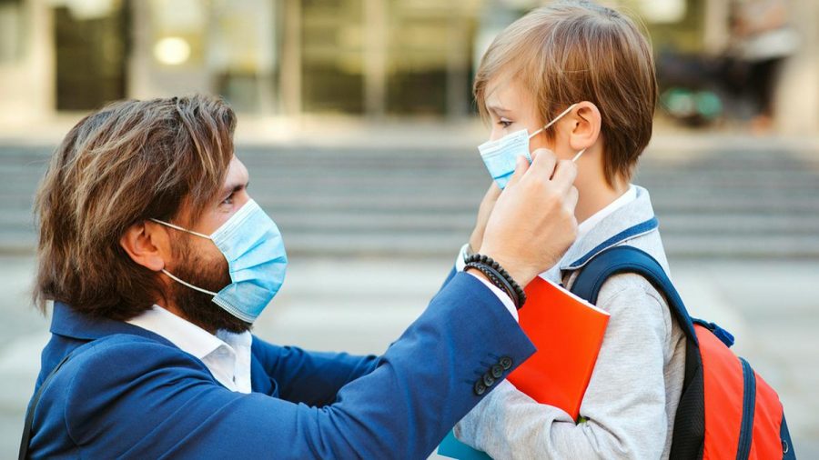 Eltern sollten jetzt besonders verständnisvoll mit ihren Kindern umgehen. (eee/spot)