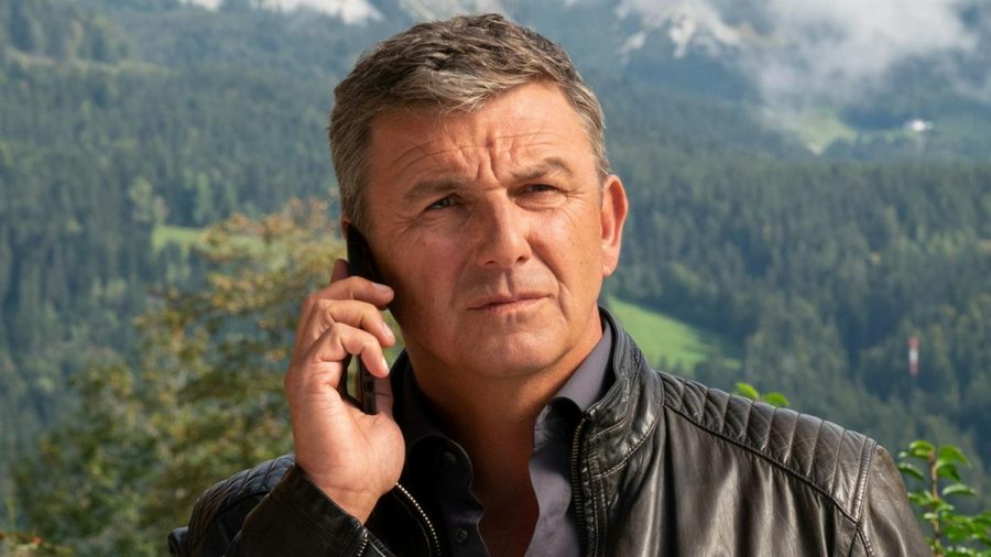 Der Bergdoktor Hans Sigl ist wieder bei der Arbeit (mia/spot)
