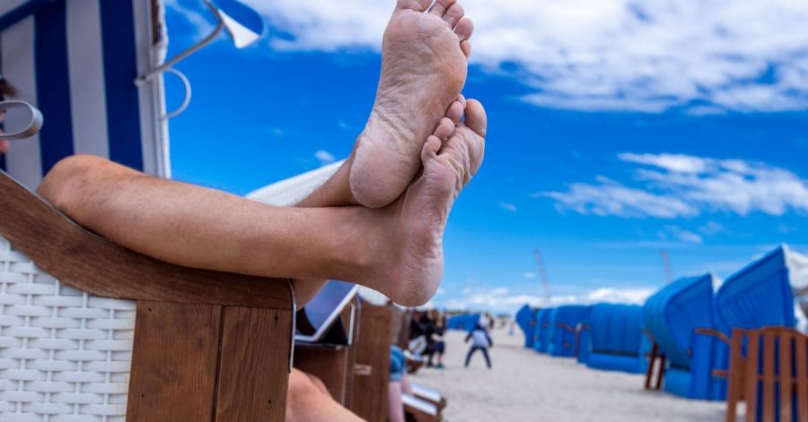 Füße hochlegen und den Urlaub genießen: Das wünschen sich viele.
