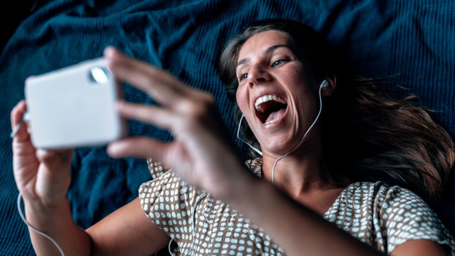Bald kann jede und jeder bei FaceTime-Calls mitquatschen (mia/spot)