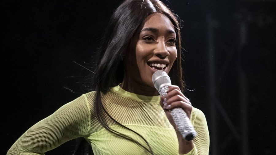 Rapperin Eunique verlost Beauty-Ops - und tritt Shitstorm los!