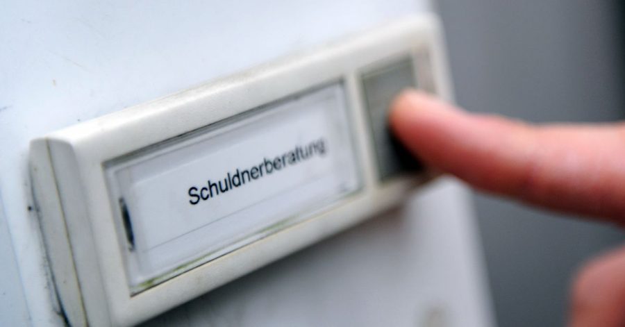 Klienten der Schuldner- und Insolvenzberatungsstellen waren im vergangenen Jahr besonders häufig alleinstehende Männer.