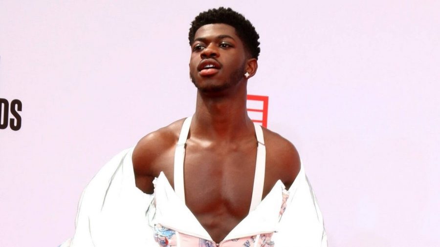 Lil Nas X mischt so die BET-Awards auf