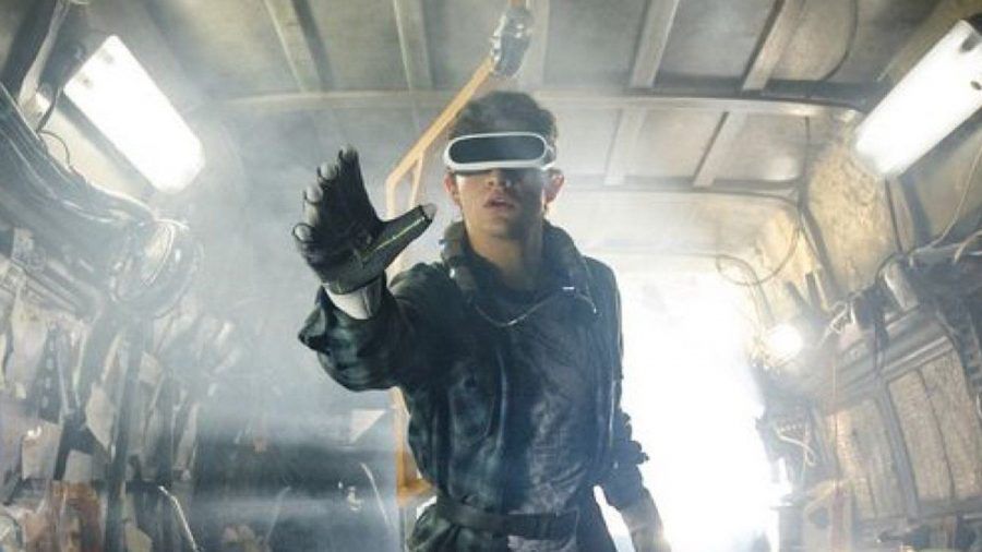 "Ready Player One": Wade Watts (Tye Sheridan) geht auf eine virtuelle Schnitzeljagd. (cg/spot)
