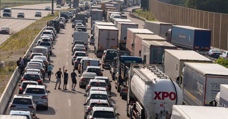 Auf der A99 geht nichts mehr.