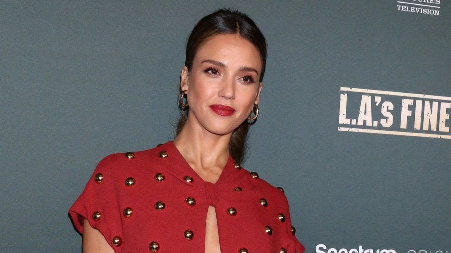 Jessica Alba möchte ihr Verhältnis zu ihrer Tochter stets verbessern. (jom/spot)