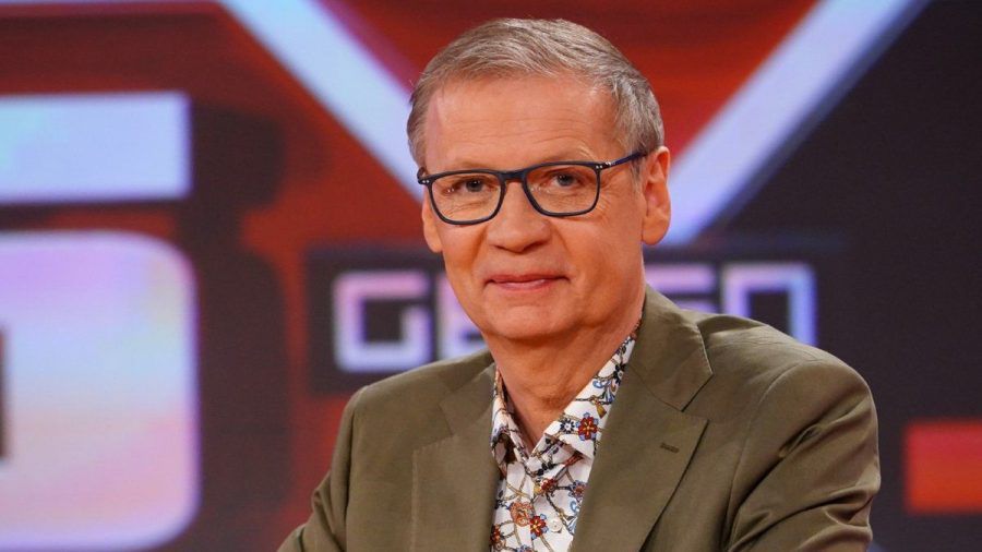 Günther Jauch ist zurück bei "5 gegen Jauch" (jom/spot)