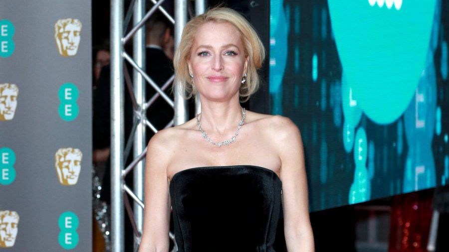 Gillian Anderson, hier auf einem Event im vergangenen Jahr, möchte nie wieder BHs tragen (wue/spot)