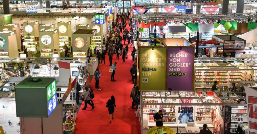 Die Frankfurter Buchmesse soll wieder in die Messehallen zurückkehren.