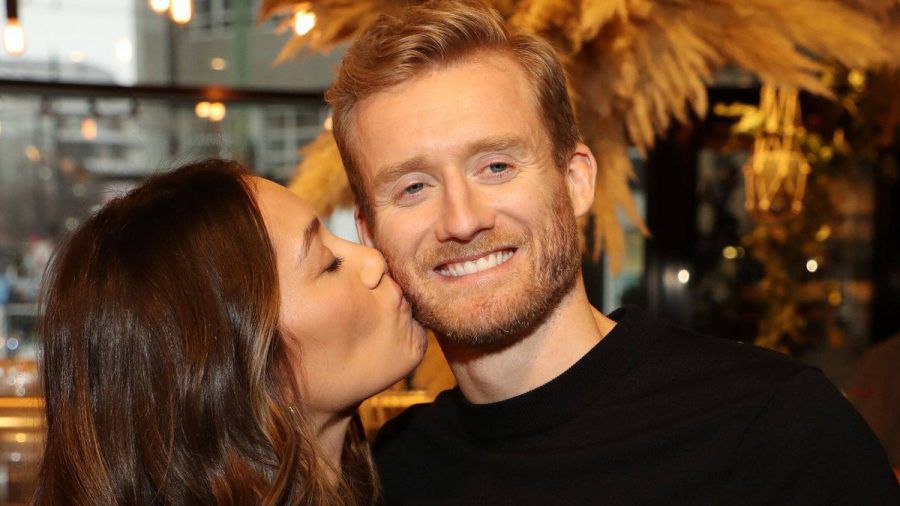 Anna Schürrle, Ehefrau von Ex-Weltmeister André Schürrle, ist zum zweiten Mal schwanger. (dr/spot)