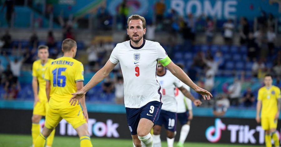 Englands Harry Kane bejubelt sein zweites Tor im Viertelfinale.