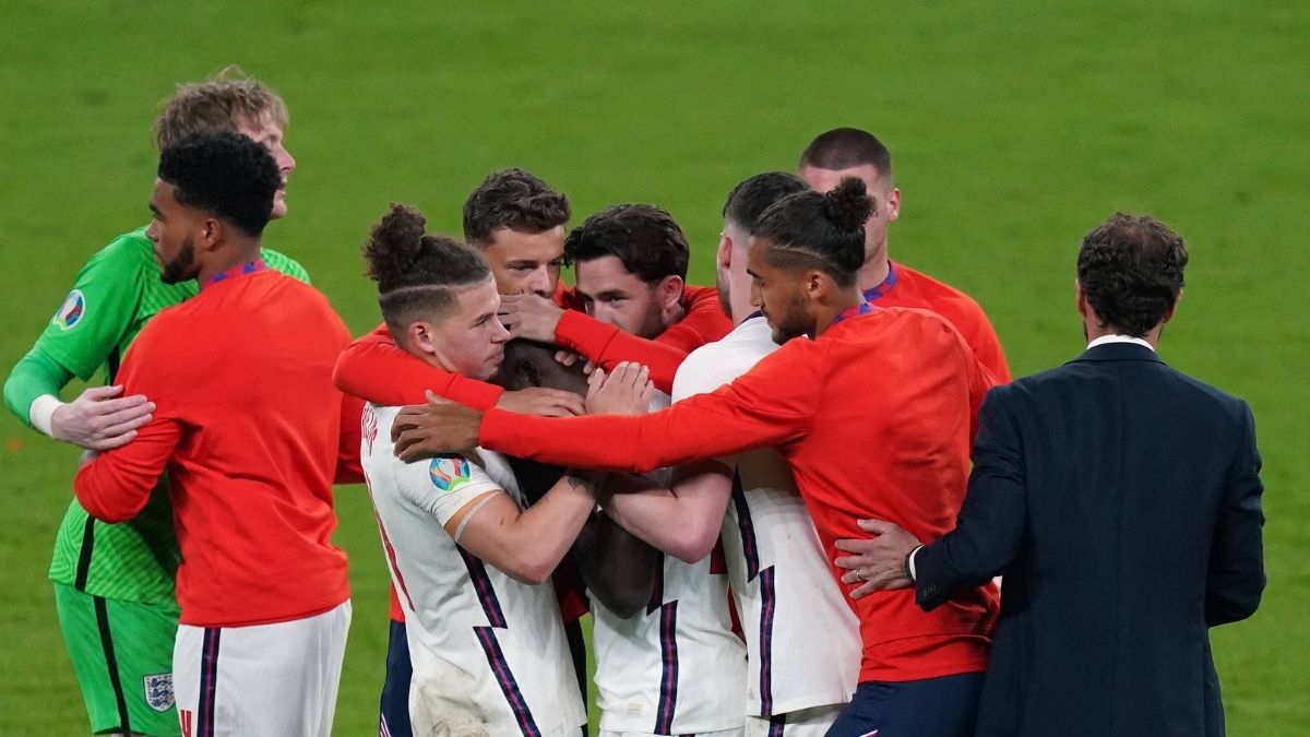 Nach Englands-EM-Drama: Wie geht's Pechvogel Bukayo Saka?