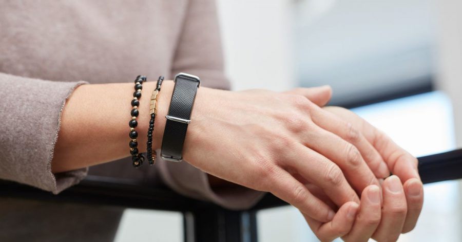 Mit diesem Armband von Aktiia lässt sich der Blutdruck durchgängig überwachen.
